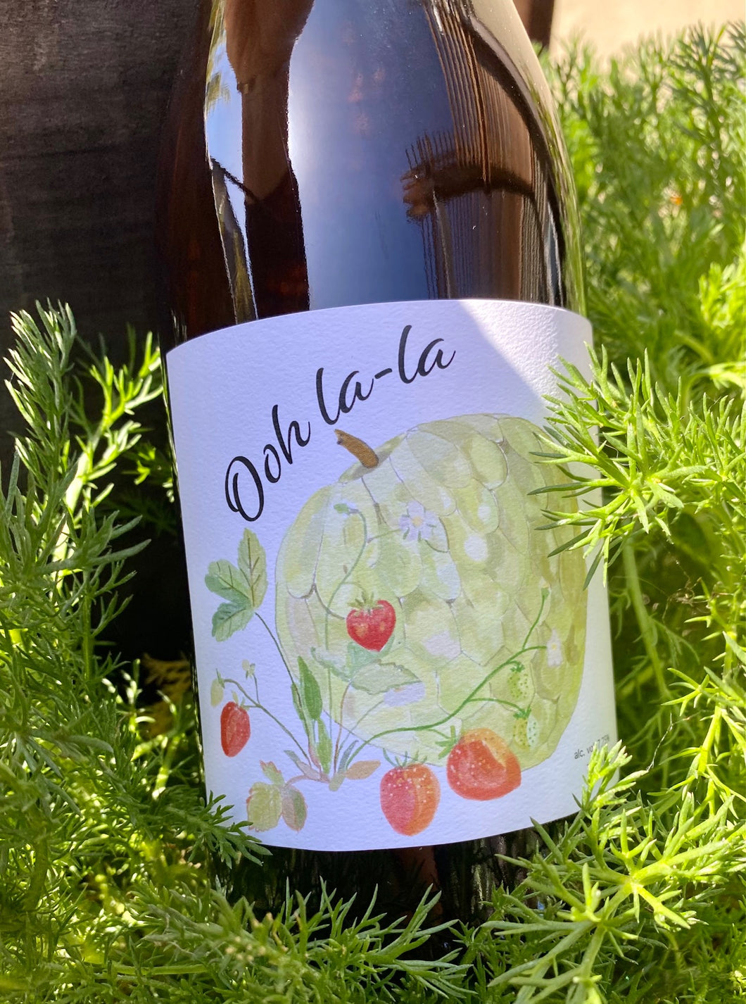 Ooh la-la (apple/strawberry/cherimoya)
